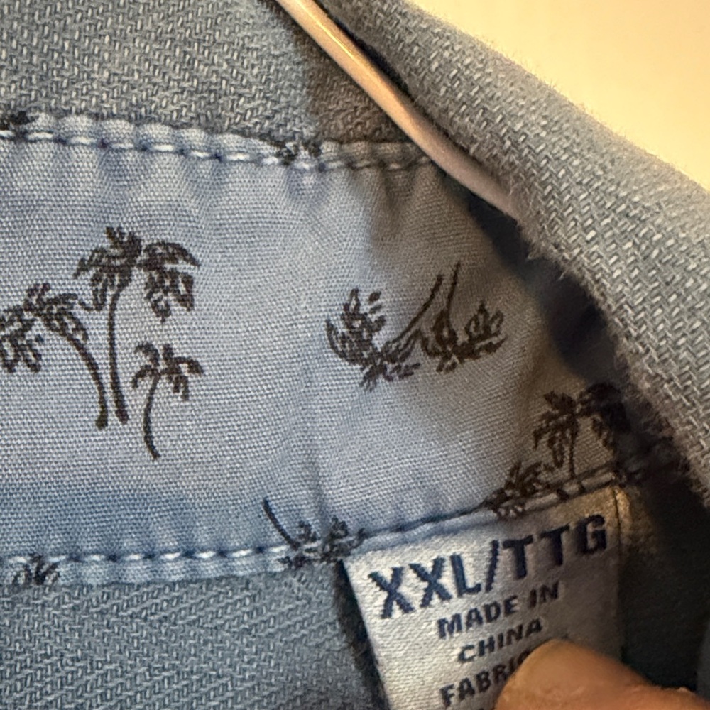 Tommy Bahama Men's Deep Blue Casual Shirt - Picture 3 of 4
